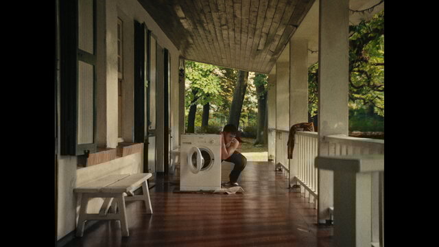 La lavatrice si è rotta (Visual Video)