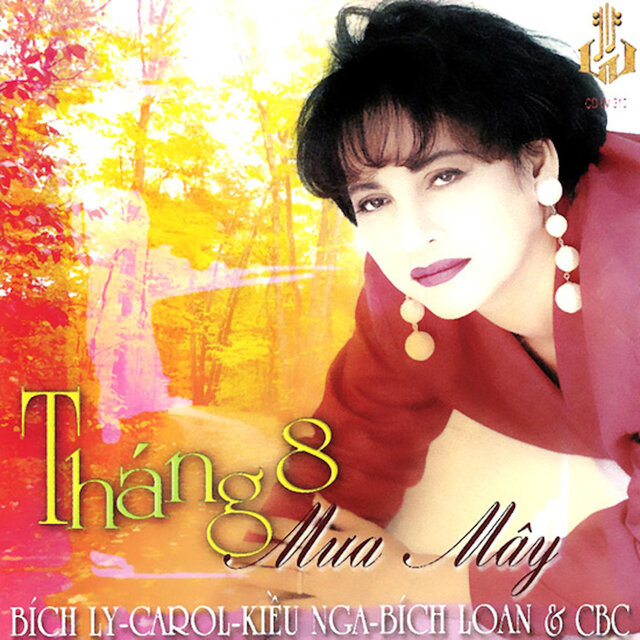 Tháng 8 Mưa Mây
