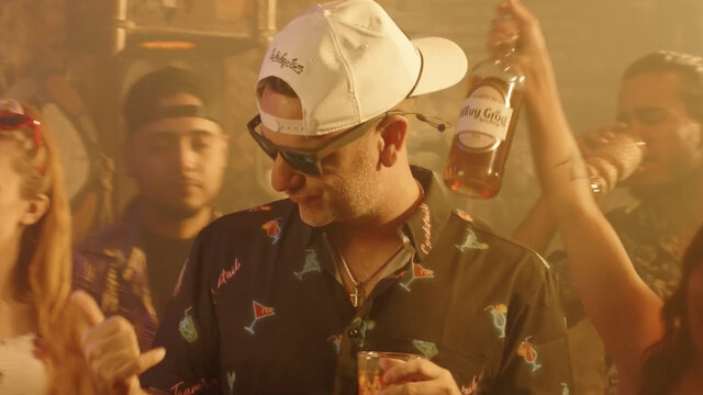 Great Minds Drink Alike (feat. Craig Campbell)