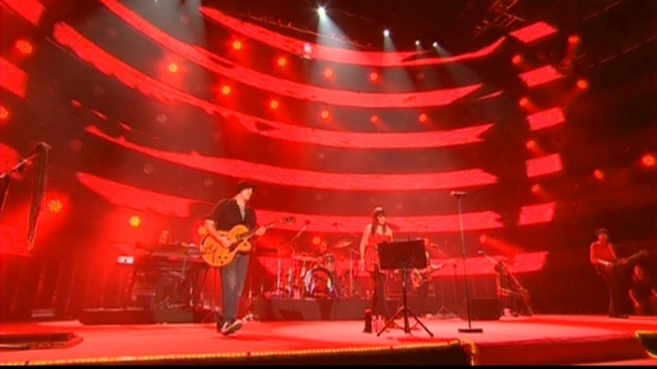 Dragón rojo (Live at Palacio de los Deportes, Madrid)