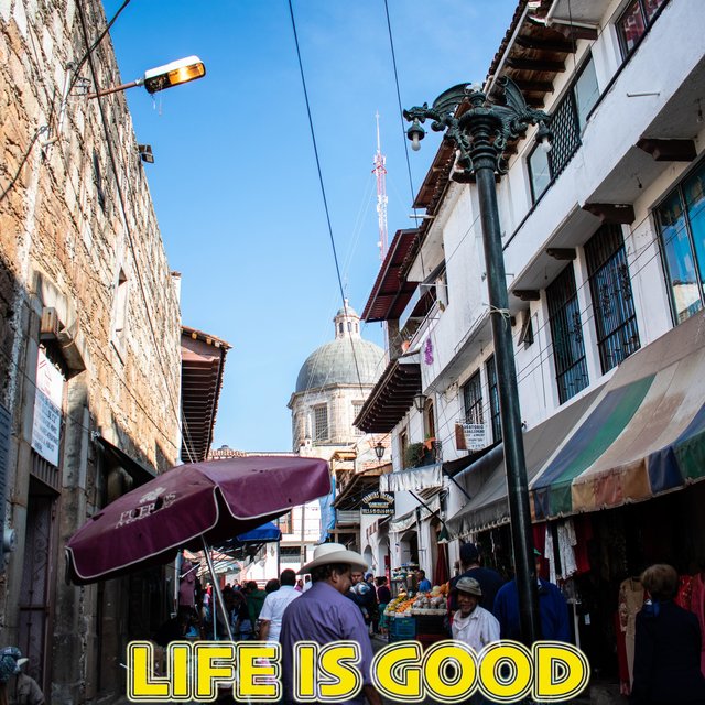 Life Is Good (feat. Saba)