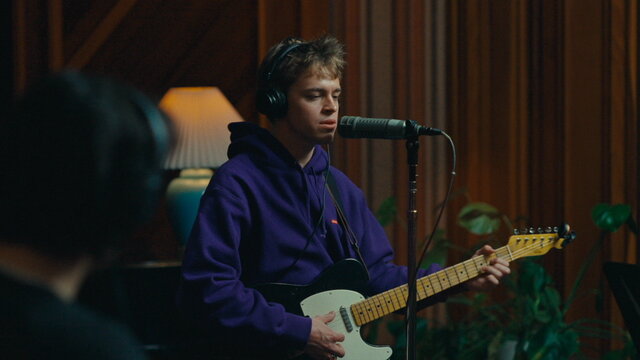 Ain't No Reason (Live)