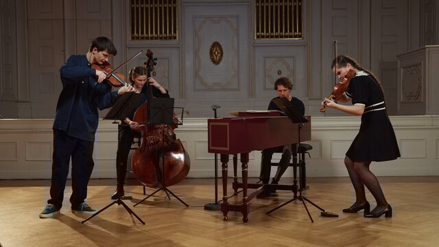 Mozart: Serenade in C Major, K. 648 