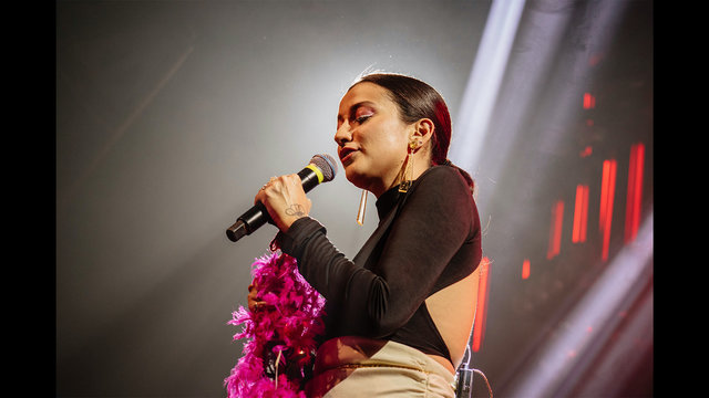 Kimin Izdırabı (Live @ Babylon)