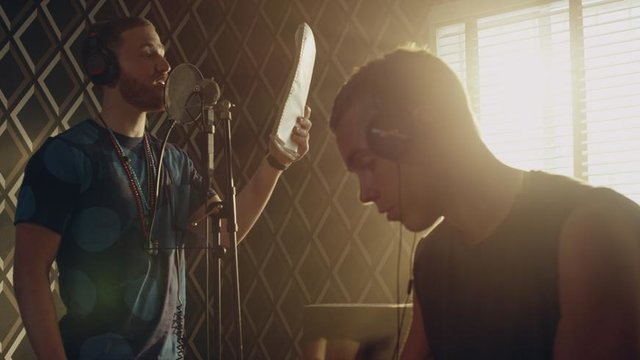L.A. Story (feat. Mike Posner)