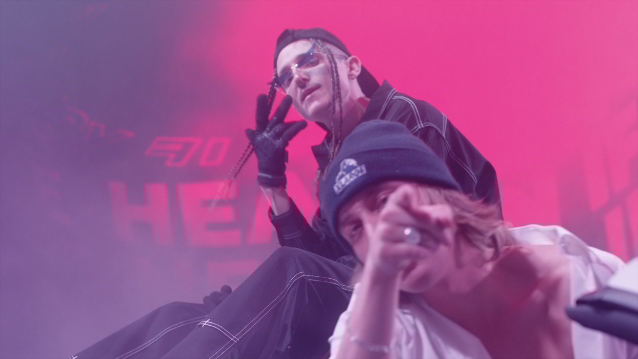 SLIDE