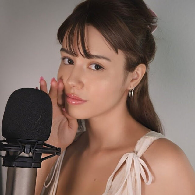 ASMR Anticipatory Tingles Whispered Ear to Ear