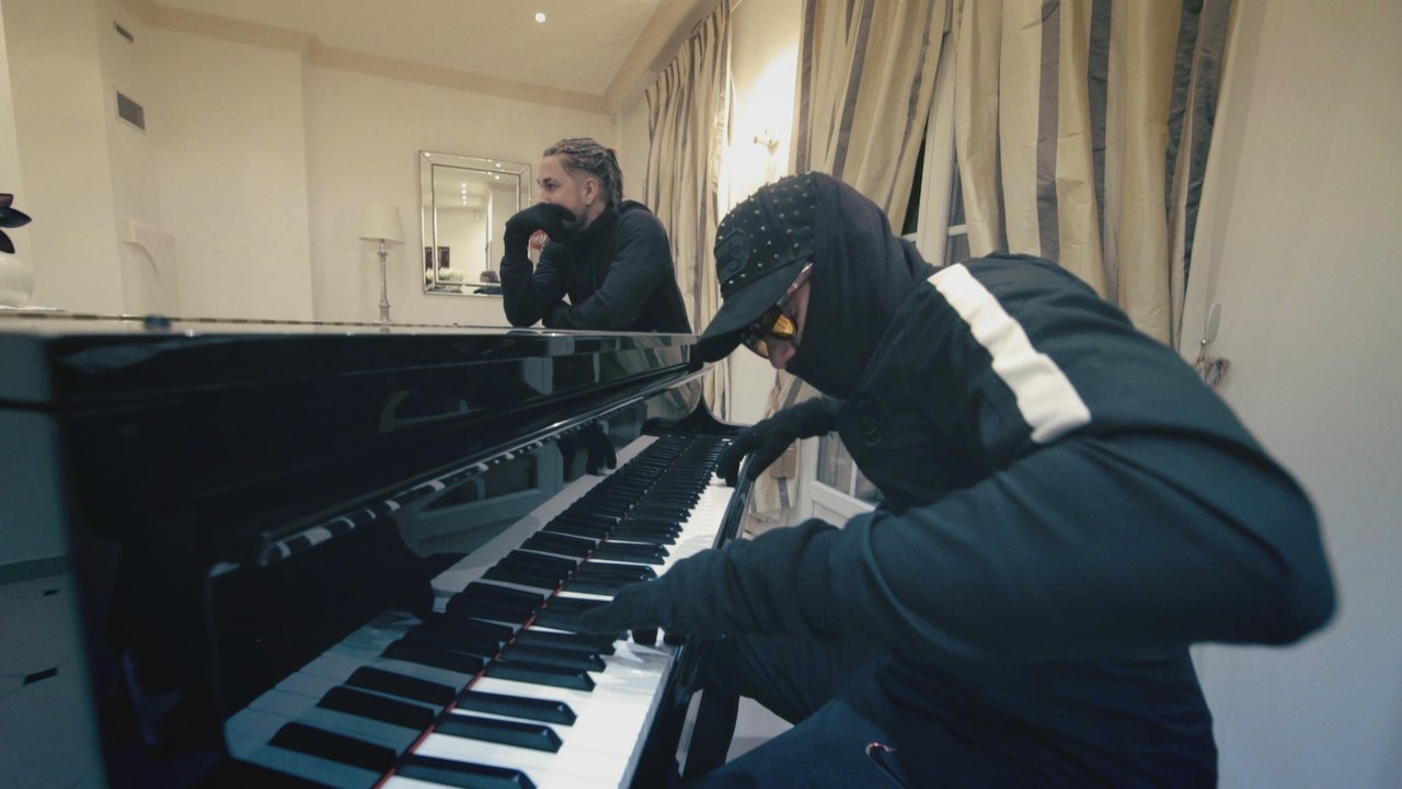 Oblak (Clip officiel)