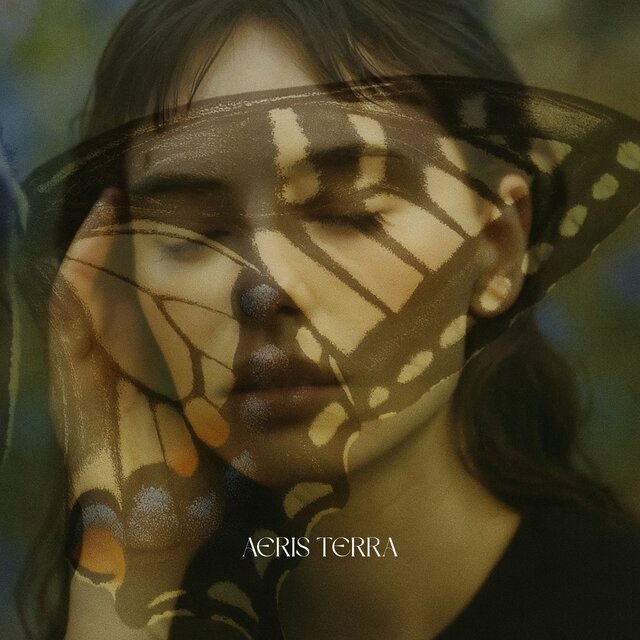 Harmonic Veil Falling