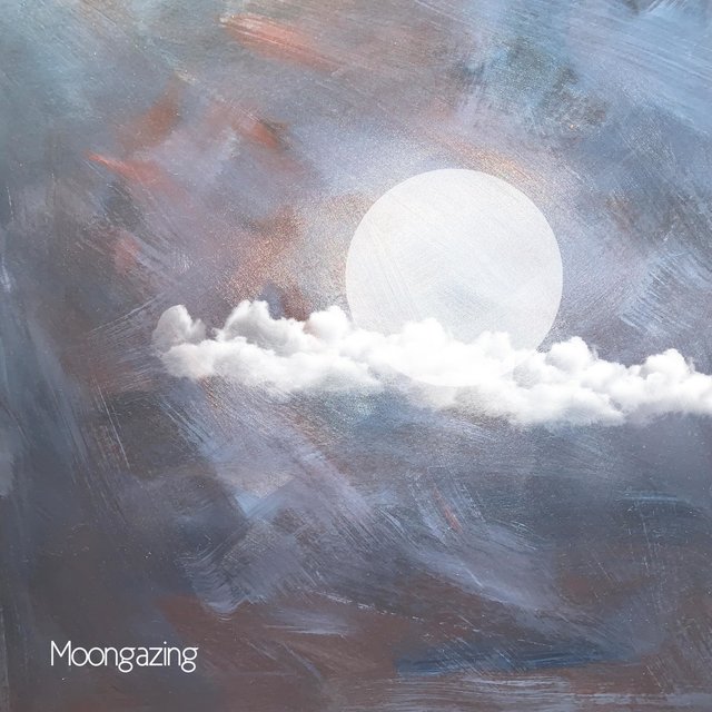 Moongazing