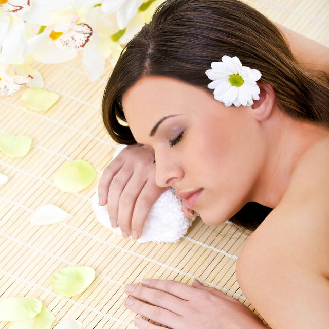 Elevate and Unwind: Chillout Soundscapes for Spa Escapes