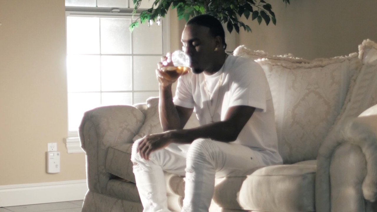 2 Wrongs (Official Video)