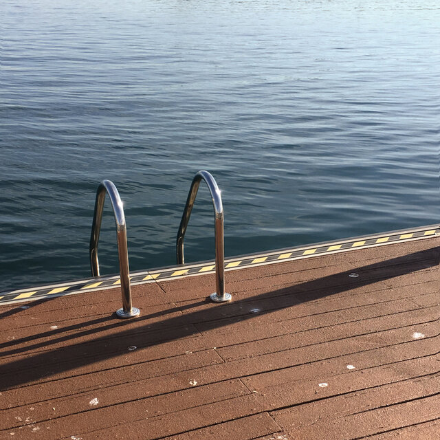 Cover art for album Un sol vino a verte by Man the River