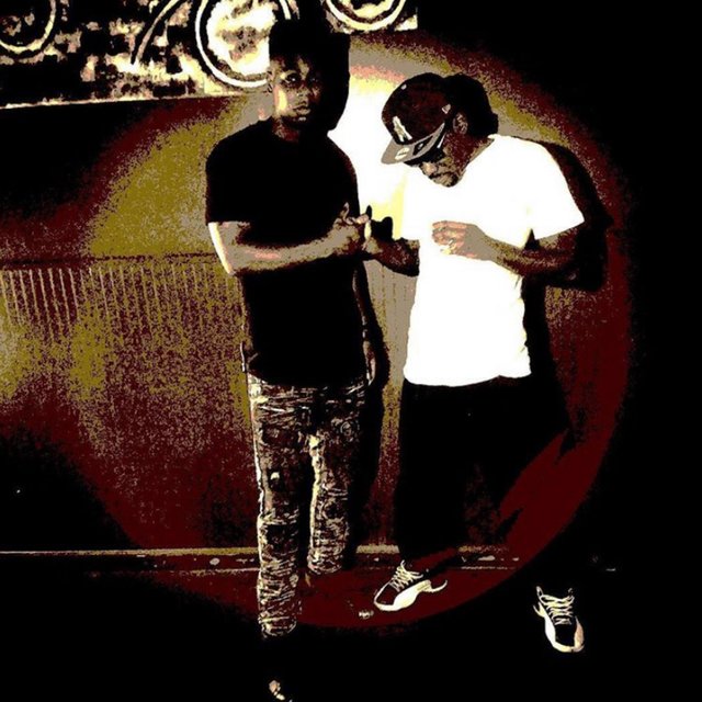 Don't F With Me (feat. Slim Hood)