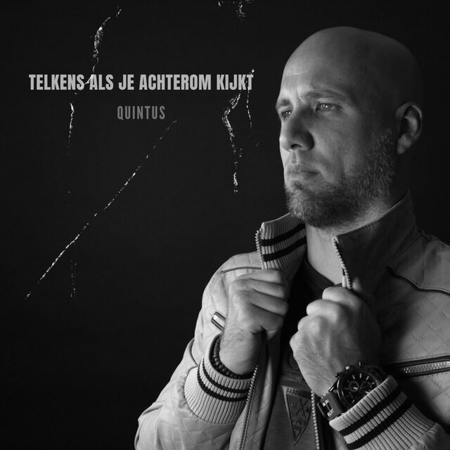 Telkens Als Ik Achterom Kijk (Live Akoestisch)