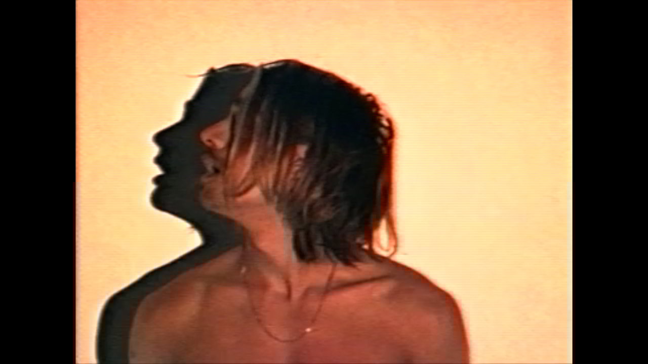 Caroline (Official Video)