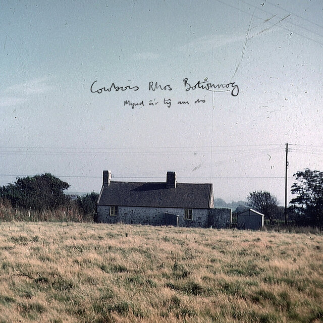 Mynd â’r tŷ am dro (Deluxe)