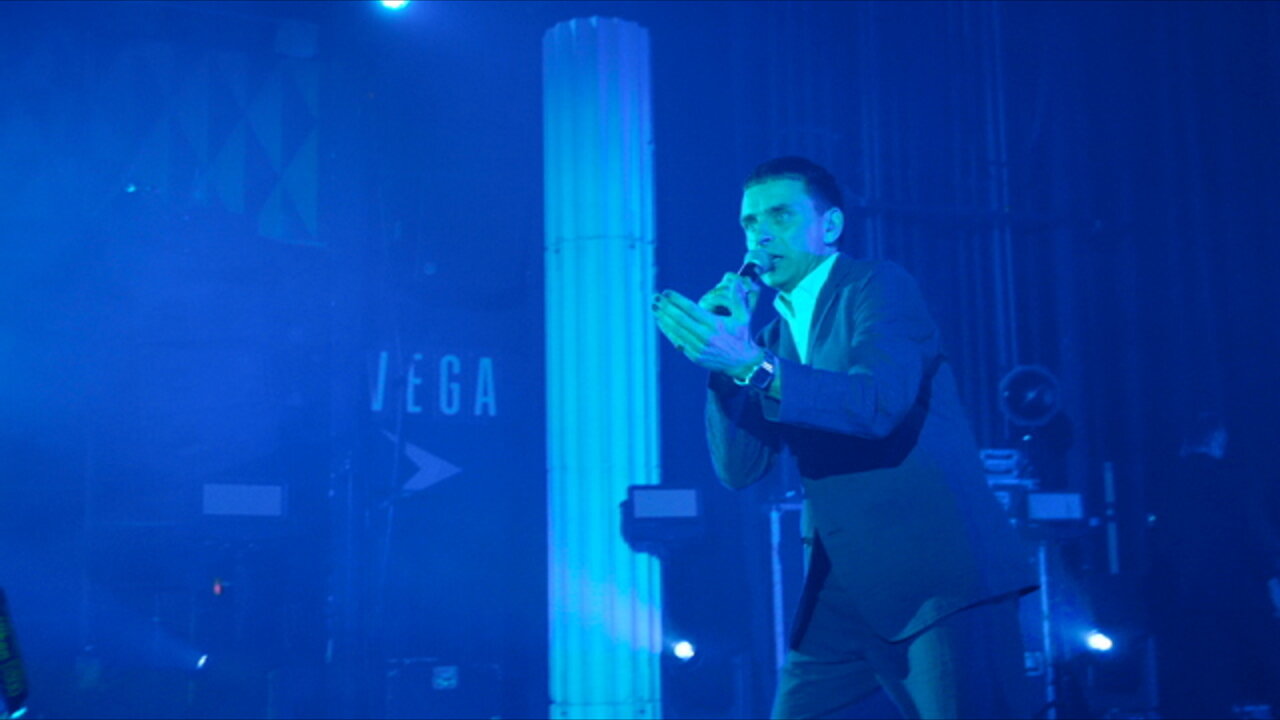 OMVENDER (Live at Vega, Copenhagen, 2022)