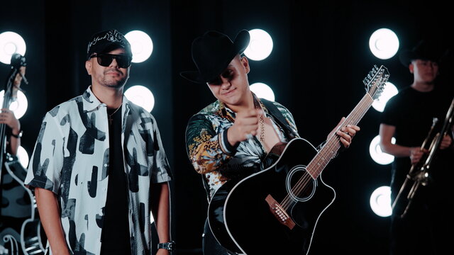 Labios Miel (Video Oficial)
