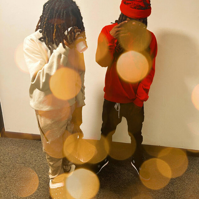 Twin (feat. YepVanni)