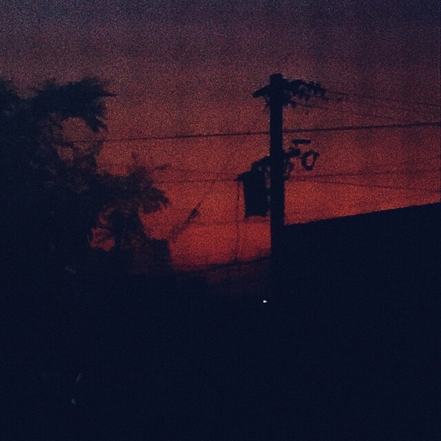 Esta Noche