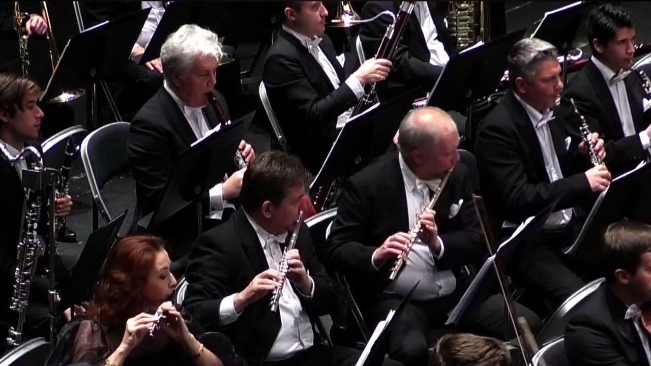 Tchaikovsky, Swan Lake Suite, Movement 5.