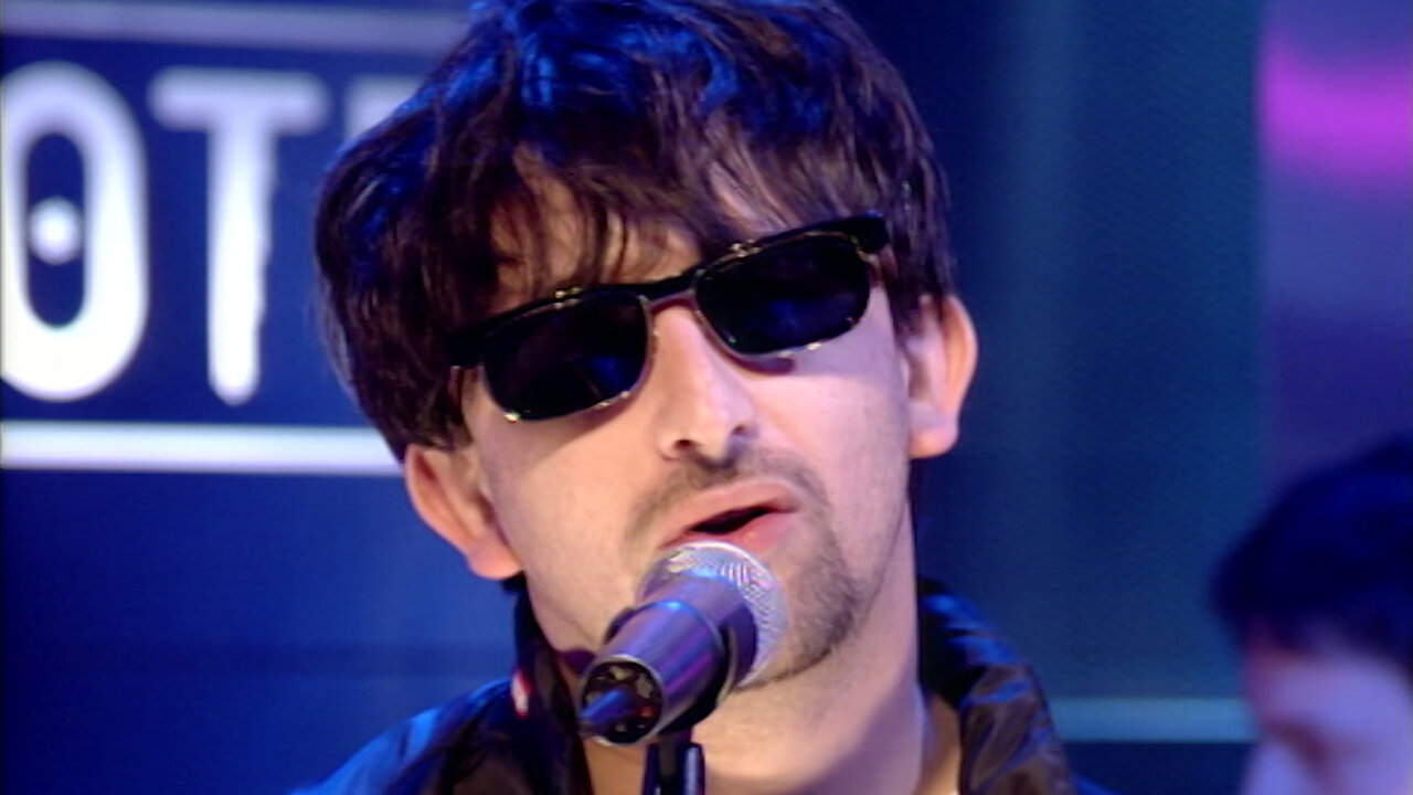Sugar Coated Iceberg (Live from Top of the Pops, 1997)