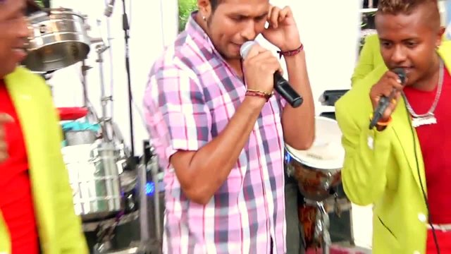 Un Amor Oculto (La Otra) (En Vivo)