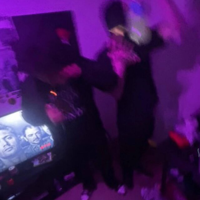 Wait On It (feat. lluhdrec0)