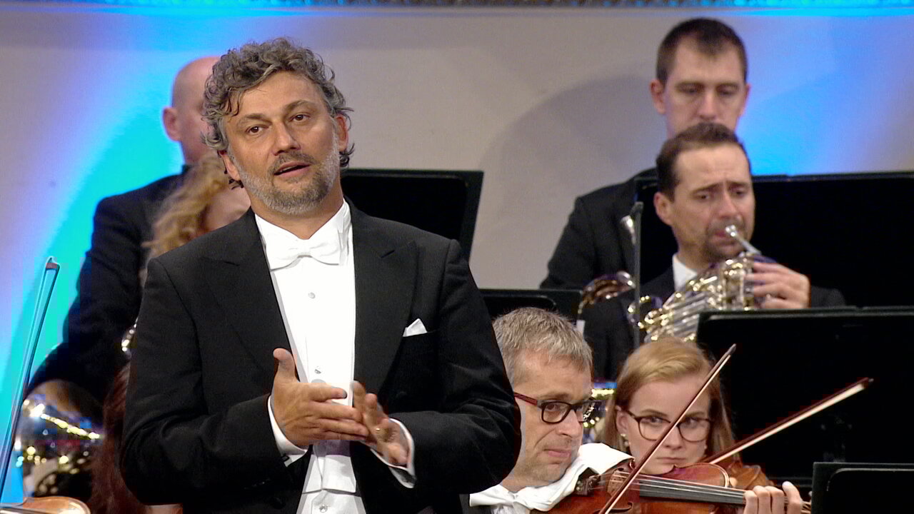 Draussen in Sievering blüht schon der Flieder (From "Die Tänzerin Fanny Elssler")