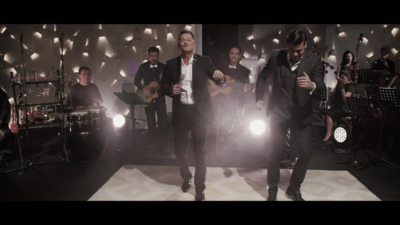 Ódiame (feat. Carlos Rivera)