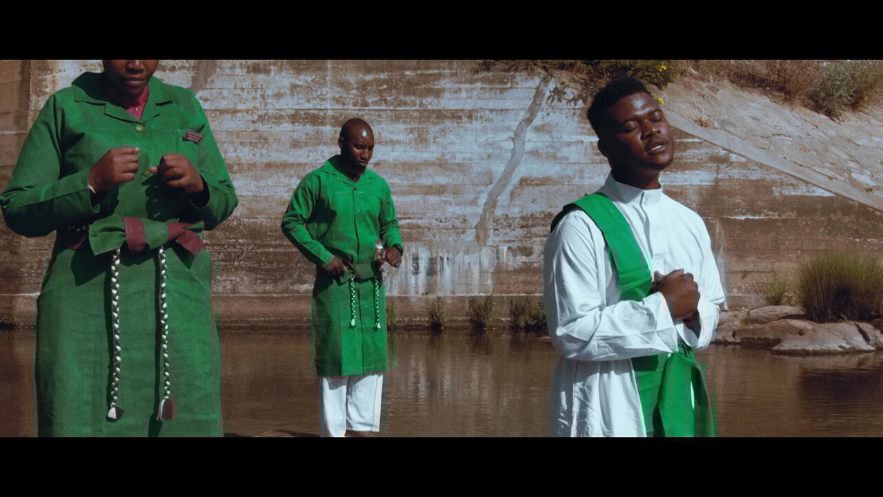 Kuyeza Ukukhanya (feat. Mthunzi)
