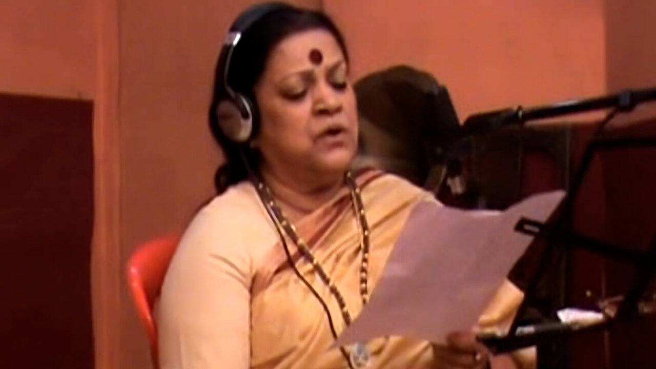 Tomar Nayan Majhe