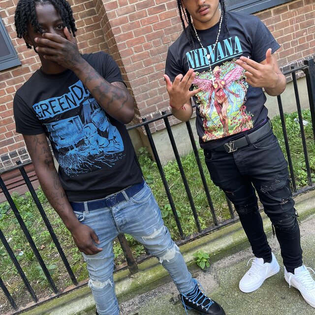 Pistols Onna Flight