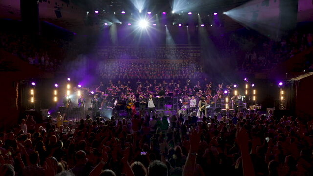 Two Shoes (Live at Sydney Opera House)