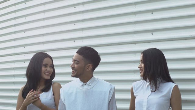 Bahagia (Video Clip)