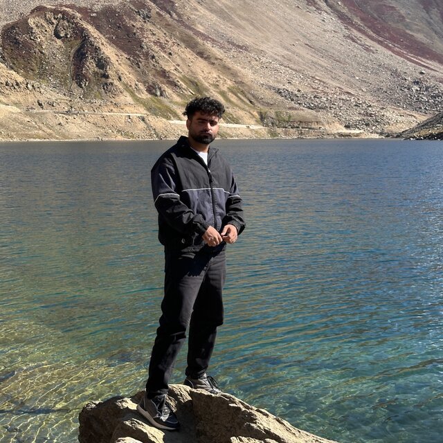 mera jo cousin hai