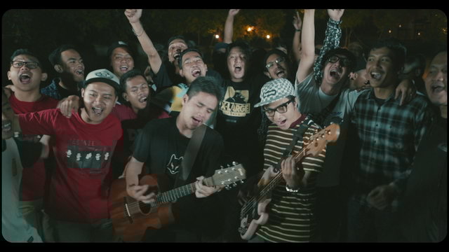 Ikut Aku Ke Bulan