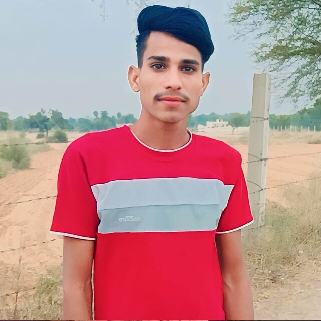 Chori Tharo So Saman Bagl Ka Room M