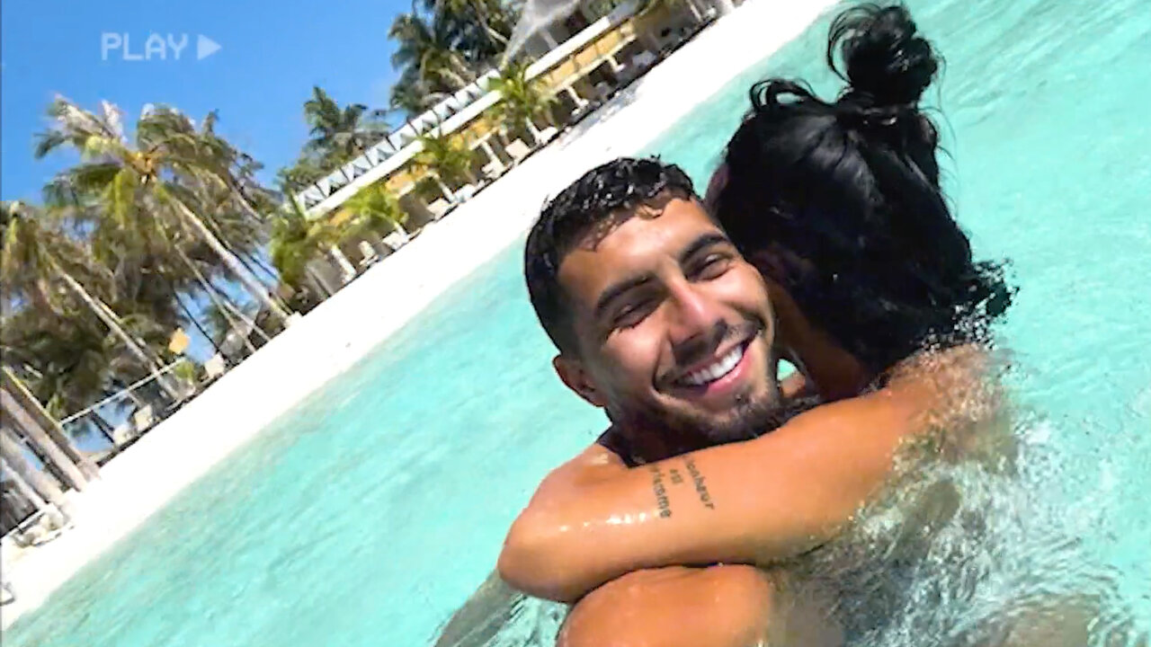 Mme B (Clip officiel)