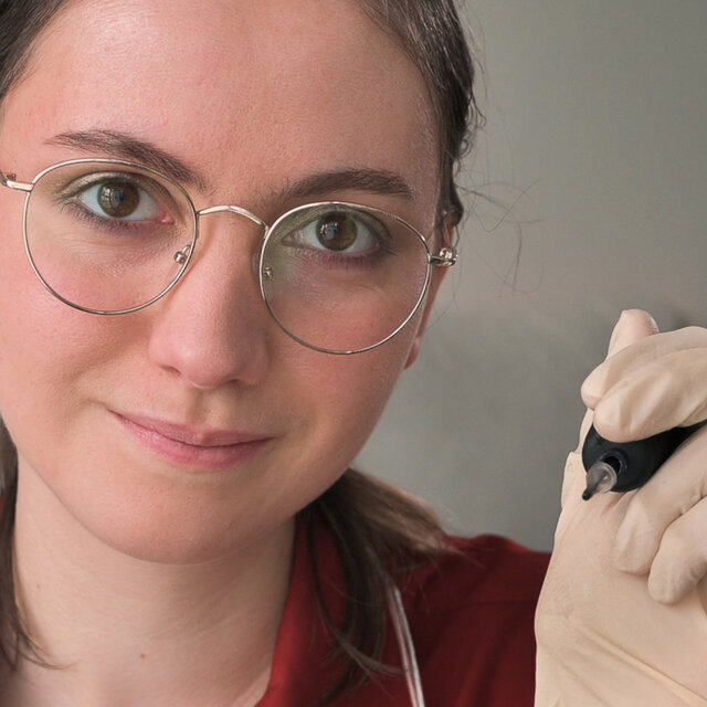 Asmr - Ton tout premier tatouage
