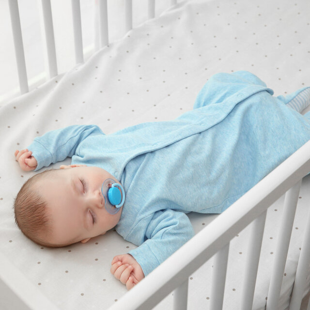 Cozy Crib Serenade: Gentle Baby Lullaby Melodies