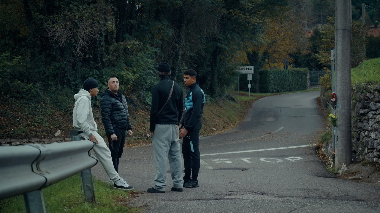 Straniero (feat. Tedua) (Visual Video)