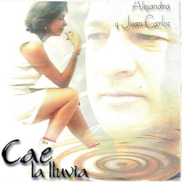 Alejandra Y Juan Carlos Cae La Lluvia