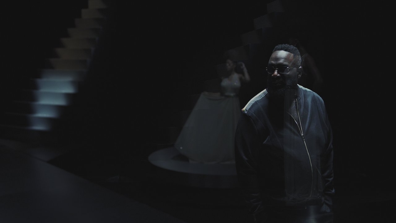 Gold Roses (feat. Drake) (Official Video)