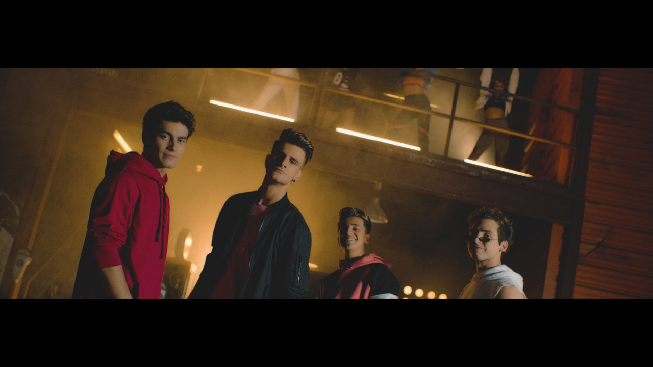 Me Provoca (Official Video)