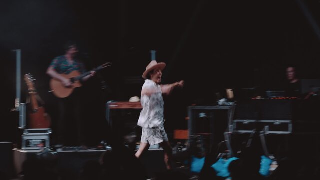 BOAT SONG (Live Performance Video)