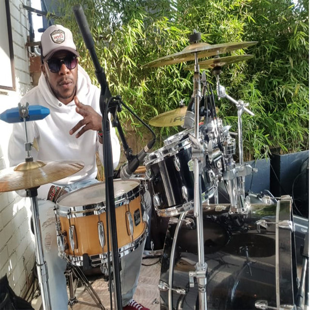 Good Moment Seben the Trios of African Band