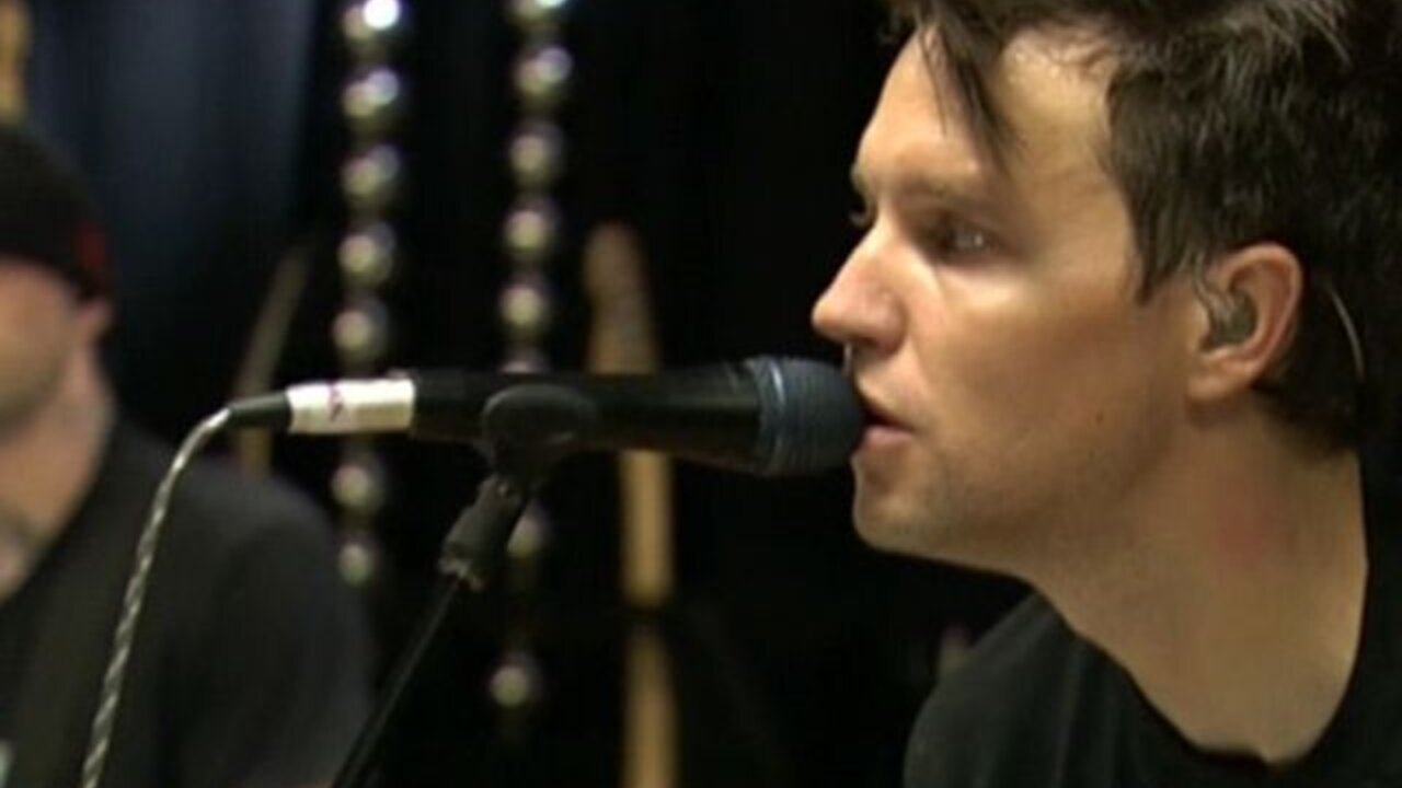 Baby Come On (AOL Music Sessions)