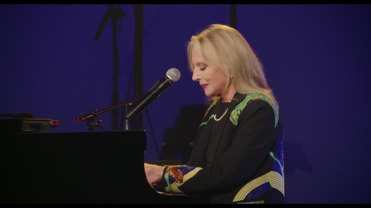 Drôle de vie (Hasta Luego ! Le concert au Dôme de Paris 2024 (Clip officiel))